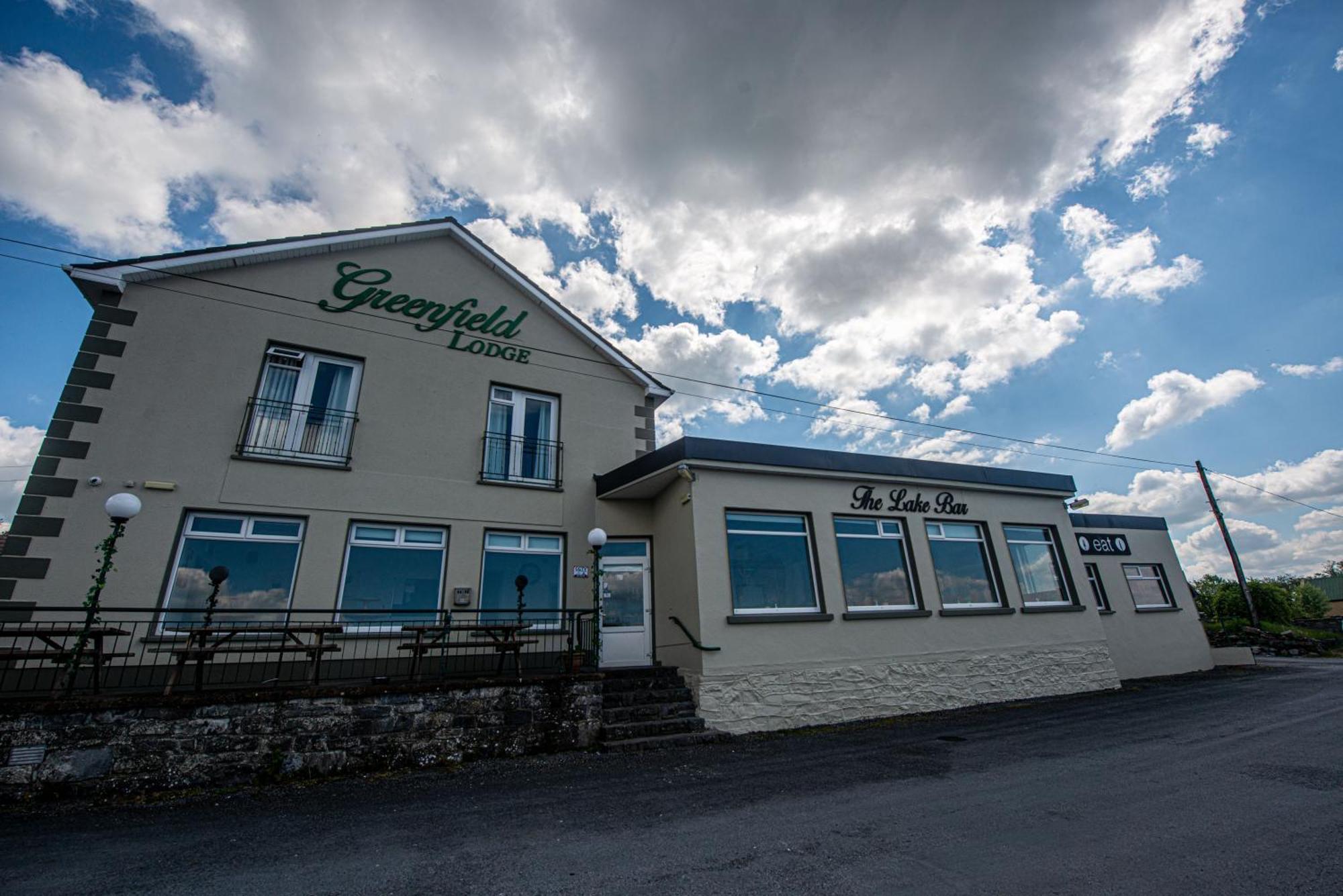 Greenfield Lodge Hotel Bar & Bistro Headford Bagian luar foto